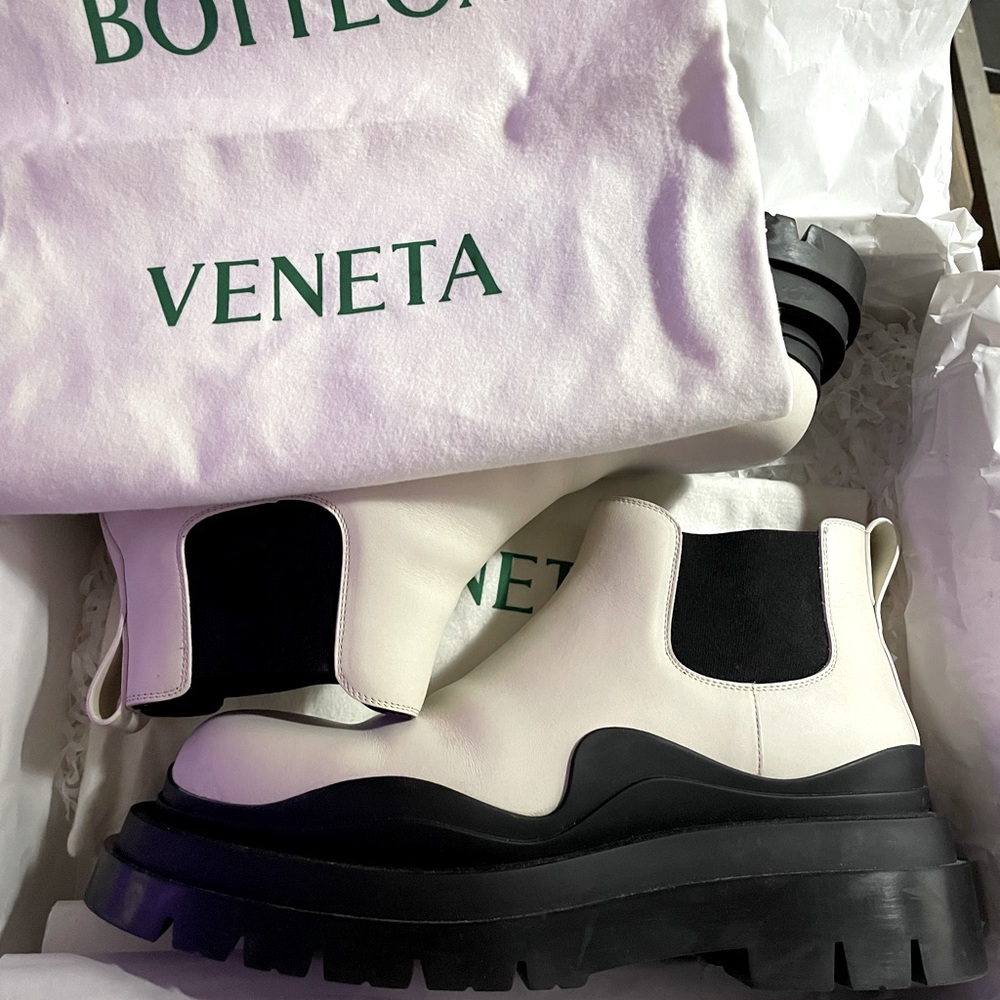 Bottega Veneta Tire Boots